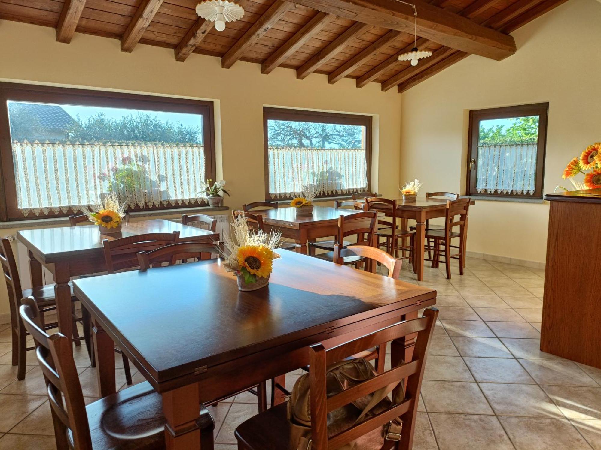 L'Infinito Bed & Breakfast Carbognano Bagian luar foto